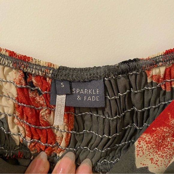 Floral blouse bodysuit - Picture 3 of 3